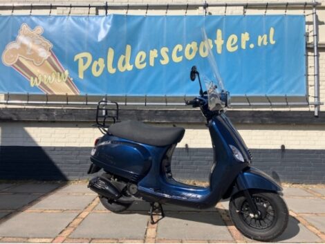 2e hands vespa scooter amsterdam