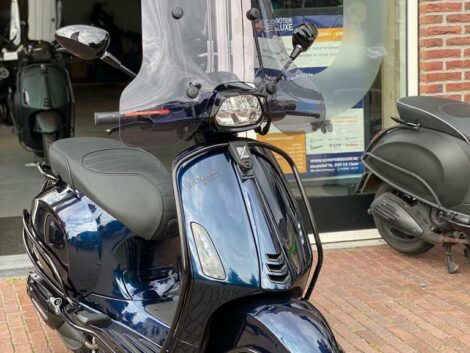 vespa motorscooter te koop