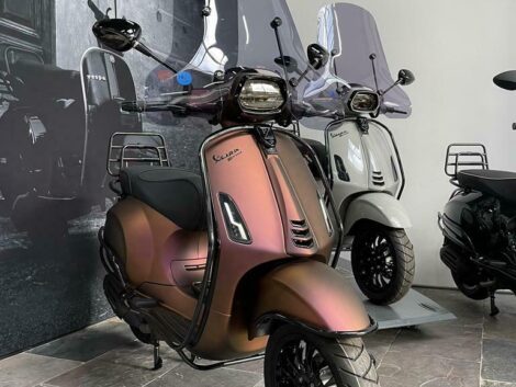 vespa sprint custom