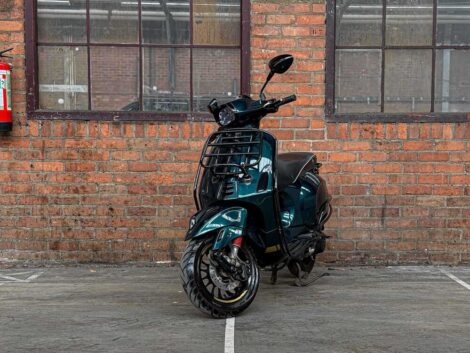 akrapovic vespa sprint